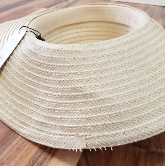 NWT BCBGeneration Pom Pom Floppy Sun Hat - Picture 3 of 6